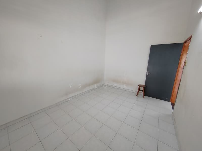 Rumah Teres 1-Tingkat untuk Disewa di Mantin (Negeri Sembilan) - YS Lock - Interior - PropertyGuru.com.my