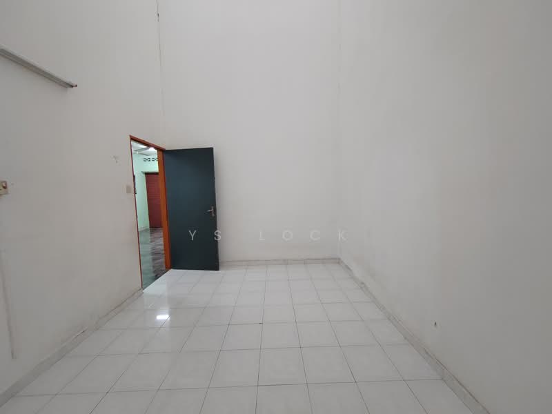Rumah Teres 1-Tingkat untuk Disewa di Mantin (Negeri Sembilan) - YS Lock - Interior - PropertyGuru.com.my