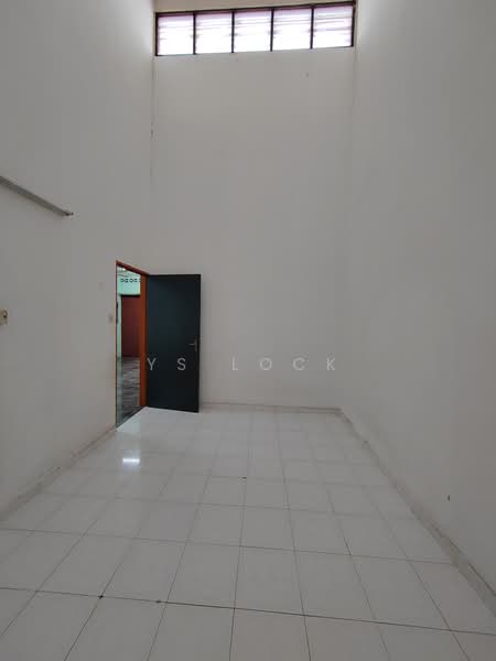 Rumah Teres 1-Tingkat untuk Disewa di Mantin (Negeri Sembilan) - YS Lock - Interior - PropertyGuru.com.my