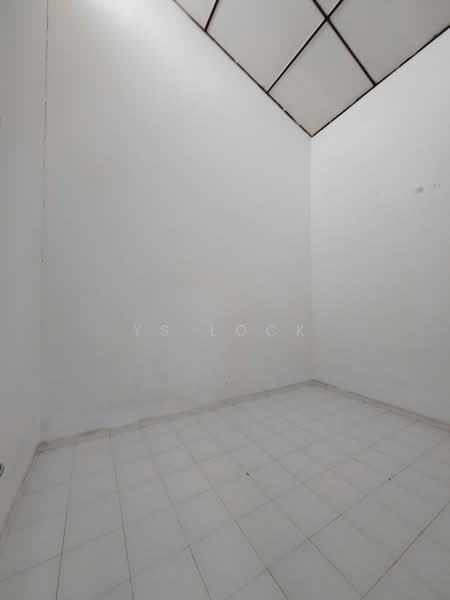 Rumah Teres 1-Tingkat untuk Disewa di Mantin (Negeri Sembilan) - YS Lock - Interior - PropertyGuru.com.my