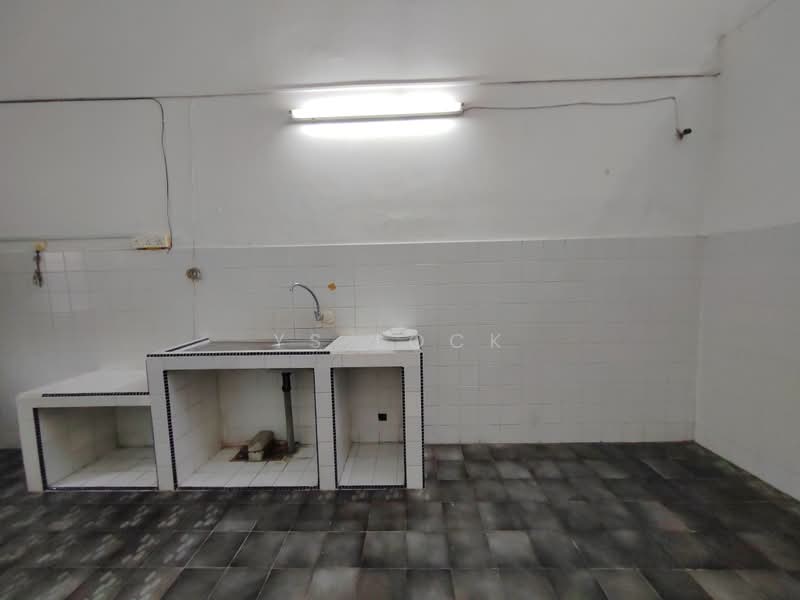 Rumah Teres 1-Tingkat untuk Disewa di Mantin (Negeri Sembilan) - YS Lock - Kitchen - PropertyGuru.com.my