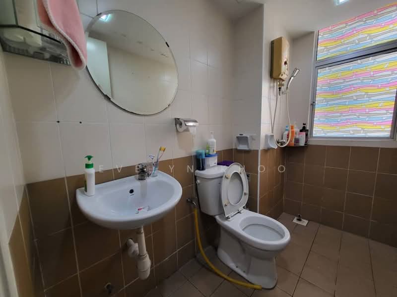 Kondominium untuk Dijual di Casa Prima Condominium - Evelyn Khoo - Bathroom - PropertyGuru.com.my
