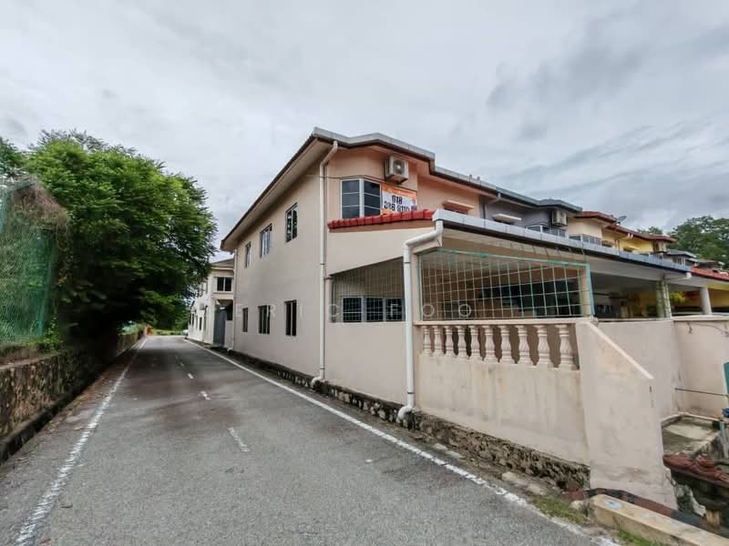 Rumah Teres 2-Tingkat untuk Dijual di Taman Sri Hijau (Rawang) - Eric Foo - Exterior - PropertyGuru.com.my
