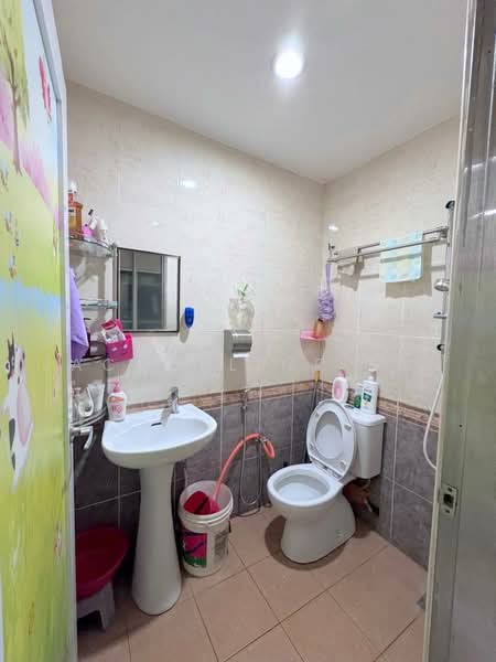 Rumah Teres 2 Tingkat untuk Dijual di Pandan Indah (Ampang) - Jacqueline San - Bathroom - PropertyGuru.com.my
