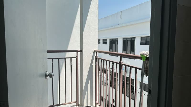 Kondominium untuk Disewa di Ehsan Residence - Athena Cho - Balcony - PropertyGuru.com.my