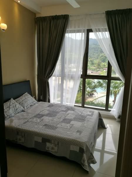 Condominium for Sale at Skycube - Kevin Lim - Bedroom - PropertyGuru.com.my