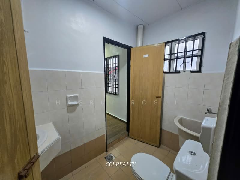 2-storey Terraced House for Sale in Kulim (Kedah) - Hasrul Rosli - Bathroom - PropertyGuru.com.my