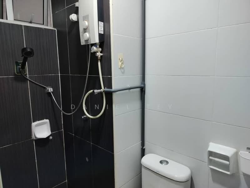 Service Residence for Rent at Larkin Heights - Daniel Tey - PropertyGuru.com.my