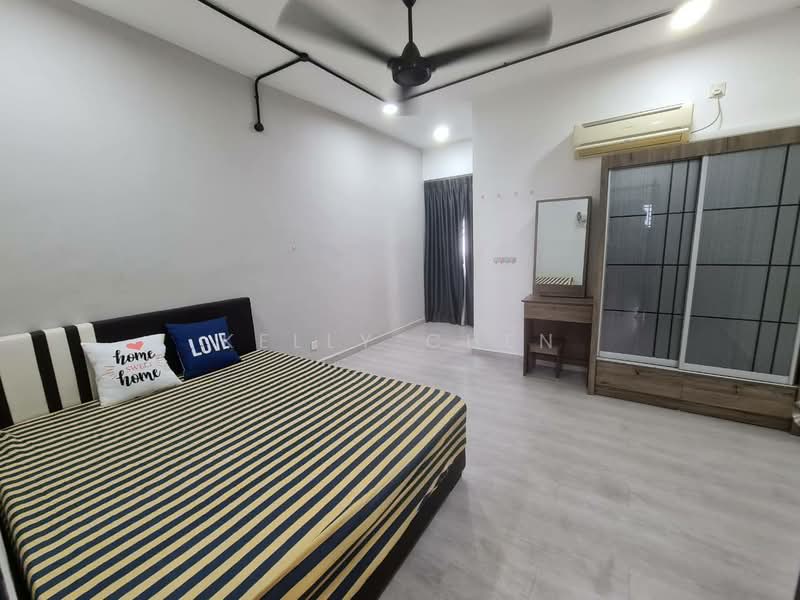 Service Residence for Sale at The Embassy (Bangunan Duta Impian) - Kelly Chen - Bedroom - PropertyGuru.com.my