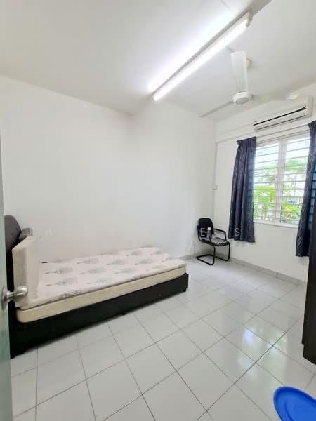2-storey Terraced House for Sale in Taman Tiara East (Semenyih) - Jacqueline San - Bedroom - PropertyGuru.com.my