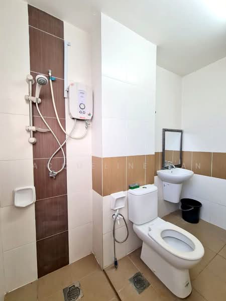 2-storey Terraced House for Sale in Taman Tiara East (Semenyih) - Jacqueline San - Bathroom - PropertyGuru.com.my
