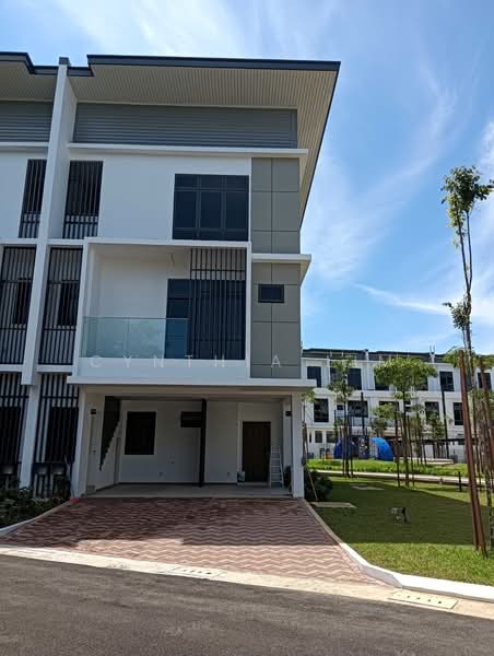 Townhouse for Rent in Kuching (Sarawak) - Cynthia Lim - Exterior - PropertyGuru.com.my