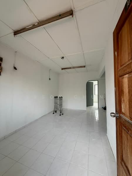 Flat for Sale at Flat Pandan Indah 3/3 - Jason Chun - Interior - PropertyGuru.com.my