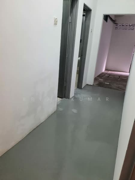 Shop / Office for Sale in Bandar Sri Damansara (Selangor) - Bryan Kumar - Corridor - PropertyGuru.com.my