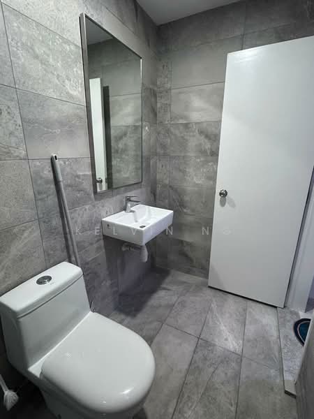 Servis Apartment untuk Disewa di Equine Residence - Kelvin Ng - Bathroom - PropertyGuru.com.my