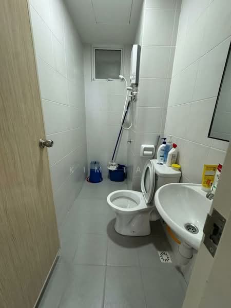 Condominium for Rent at IDEAL RESIDENCY - Kim Tan - Bathroom - PropertyGuru.com.my