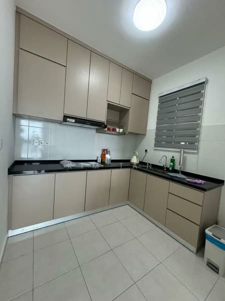Condominium for Rent at IDEAL RESIDENCY - Kim Tan - Kitchen - PropertyGuru.com.my