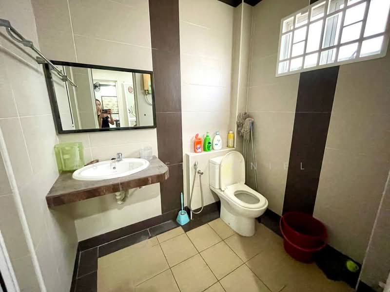 Semi-Detached House for Sale in Bandar Teknologi Kajang (Kajang) - Ashraff Daniel - Bathroom - PropertyGuru.com.my