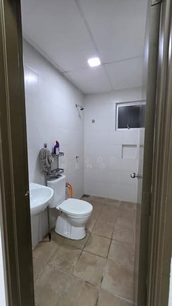 Apartment for Sale at Akasia Apartment - Ng Joo Weng - Bathroom - PropertyGuru.com.my