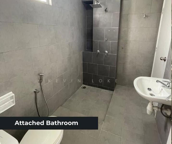 2-storey Terraced House for Sale in Taman Kundang Botanik (Tanjong Sepat) - Kevin Loke - Bathroom - PropertyGuru.com.my
