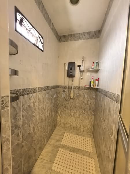 2-storey Terraced House for Sale in Taman Sri Sentosa (Klang) - Vivan Tan - Bathroom - PropertyGuru.com.my