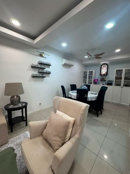 2-storey Terraced House for Sale in Taman Sri Sentosa (Klang) - Vivan Tan - Living Room - PropertyGuru.com.my