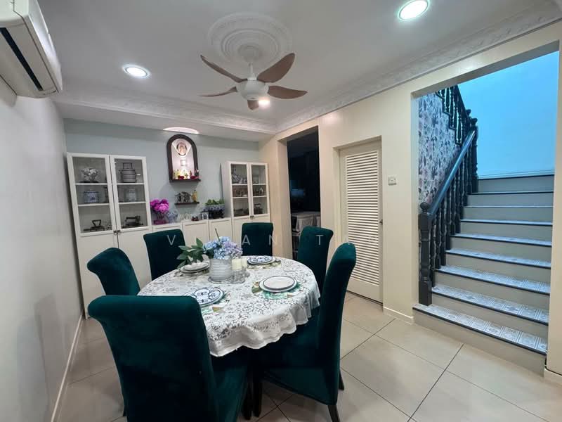2-storey Terraced House for Sale in Taman Sri Sentosa (Klang) - Vivan Tan - Dining Room - PropertyGuru.com.my