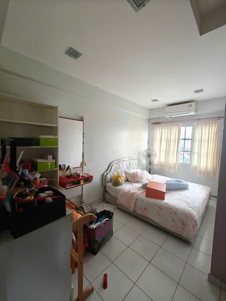 Condominium for Sale at Casa Ria - Tabber Tan - Bedroom - PropertyGuru.com.my