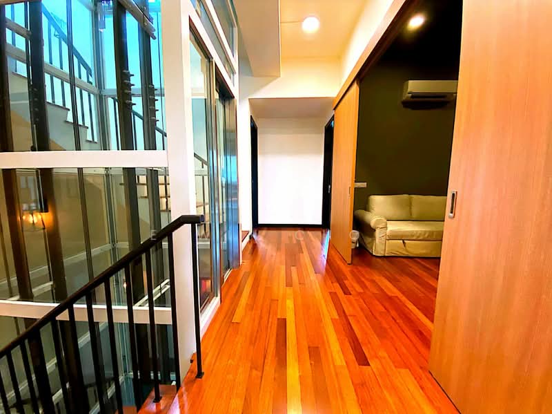 Rumah Teres 3.5 Tingkat untuk Dijual di Duta Villa (Setia Alam) - Elwin Chok - Corridor - PropertyGuru.com.my