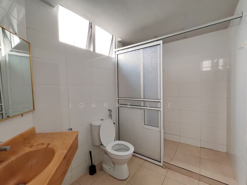 Kondominium untuk Dijual di The Colonnades - Joanne Lee - Bathroom - PropertyGuru.com.my