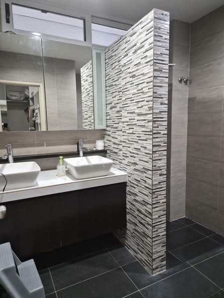 2.5-storey Terraced House for Sale in Sunway SPK Damansara (Batu) - KELLEY . - Bathroom - PropertyGuru.com.my
