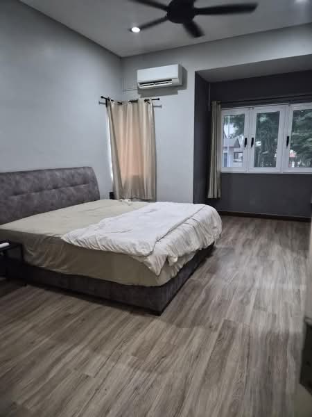 2.5-storey Terraced House for Sale in Sunway SPK Damansara (Batu) - KELLEY . - Bedroom - PropertyGuru.com.my