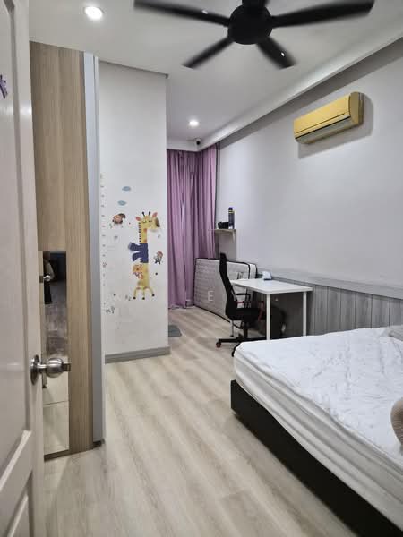 2.5-storey Terraced House for Sale in Sunway SPK Damansara (Batu) - KELLEY . - Bedroom - PropertyGuru.com.my