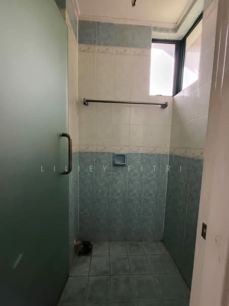 Rumah Berkembar untuk Dijual di Templer Bestari (Rawang) - Liliey Fitri - Bathroom - PropertyGuru.com.my