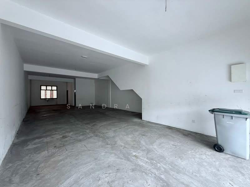 Kedai / Pejabat untuk Dijual di Johor Bahru (Johor) - Sandra Gan - Interior - PropertyGuru.com.my