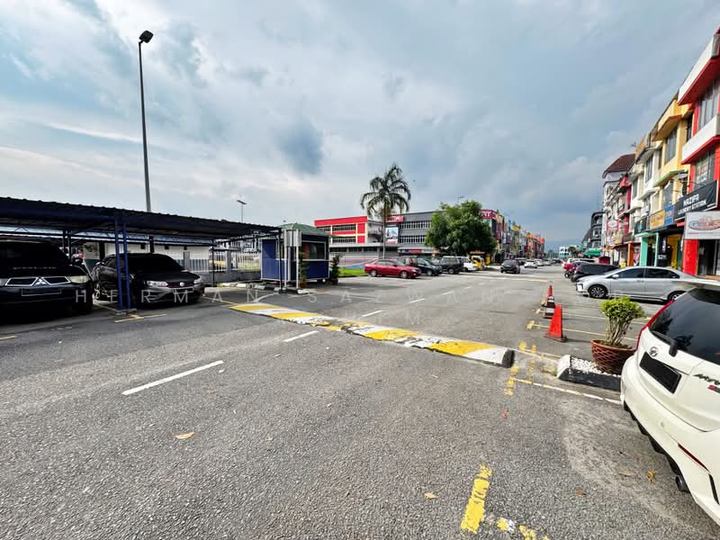 Shop / Office for Rent in Hulu Langat (Selangor) - Herman Sazwan Nor Rahim - Exterior - PropertyGuru.com.my