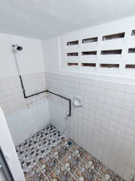 Rumah Teres 1 Tingkat untuk Dijual di Taman Peruda (Sungai Petani) - Hasrul Rosli - Bathroom - PropertyGuru.com.my