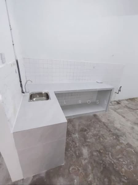Rumah Teres 1 Tingkat untuk Dijual di Taman Peruda (Sungai Petani) - Hasrul Rosli - Kitchen - PropertyGuru.com.my