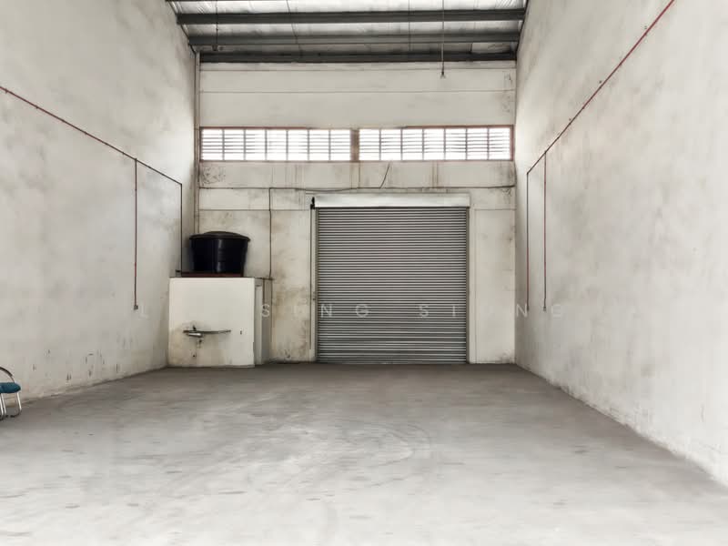 Factory for Rent in Sungai Buloh (Selangor) - Lee Sing Siong - Interior - PropertyGuru.com.my