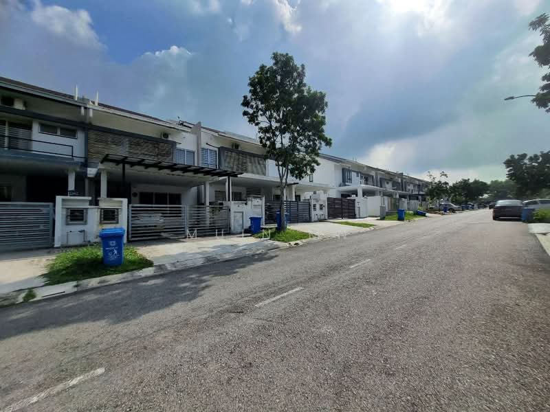 Rumah Teres 2 Tingkat untuk Dijual di Aman Putri (Sungai Buloh) - Muin Mn - Exterior - PropertyGuru.com.my