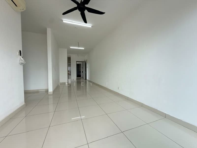 Kondominium untuk Dijual di Legend Heights - Liliey Fitri - Living Room - PropertyGuru.com.my
