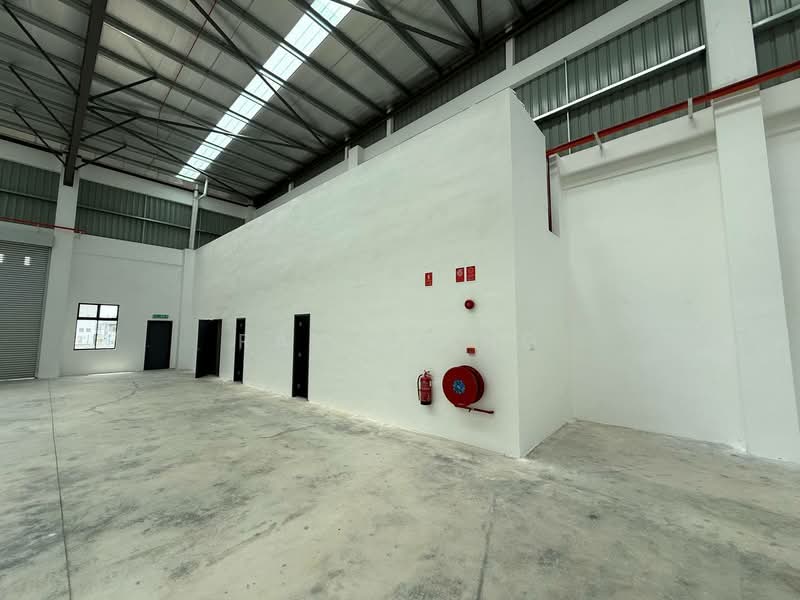 Factory for Rent in Eco Business Park 1 (Johor Bahru) - Ray Kiang - Interior - PropertyGuru.com.my
