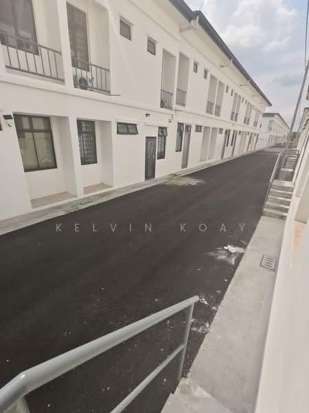 2-storey Terraced House for Sale in Taman Bestari Indah (Ulu Tiram) - Kelvin Koay - Exterior - PropertyGuru.com.my