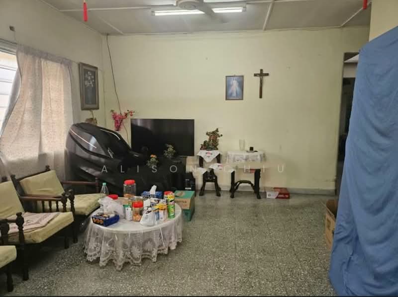 Rumah Teres 1 Tingkat untuk Dijual di Desa Jaya Kepong (Kepong) - Alison Chiu - Living Room - PropertyGuru.com.my