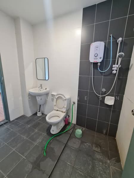 2-storey Terraced House for Sale in Taman Tiara East (Semenyih) - Jacqueline San - Bathroom - PropertyGuru.com.my