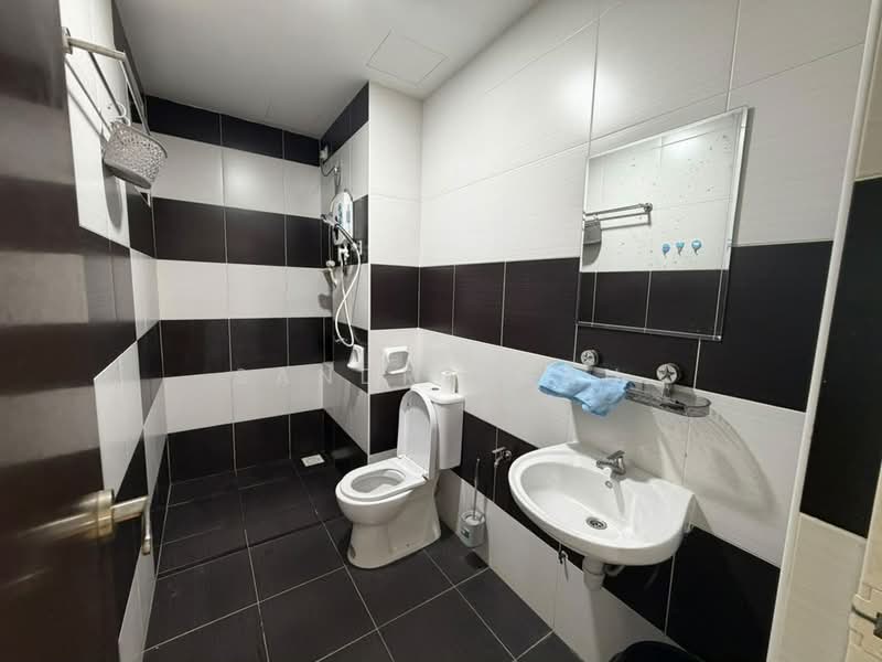 Service Residence for Rent at Sky Oasis Residence (Pangsapuri Oasis 1) - Sandra Gan - Bathroom - PropertyGuru.com.my