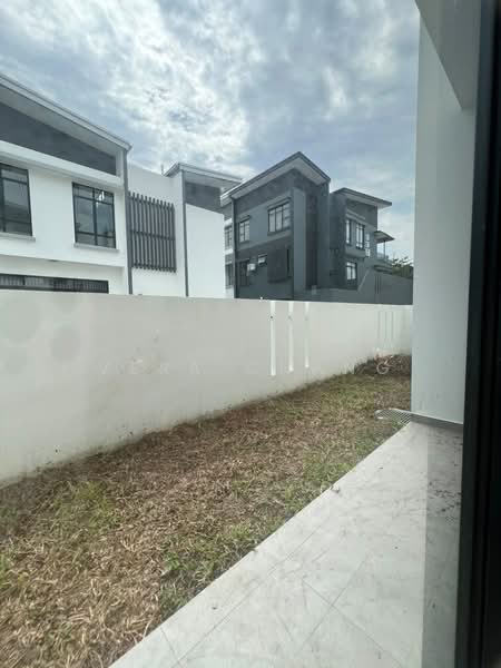 Rumah Teres untuk Disewa di Taman Ponderosa (Johor Bahru) - Vera Chang - Exterior - PropertyGuru.com.my