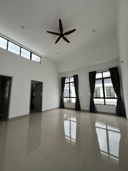 Rumah Teres untuk Disewa di Taman Ponderosa (Johor Bahru) - Vera Chang - Living Room - PropertyGuru.com.my