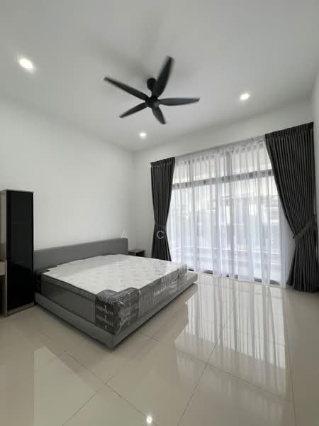 Rumah Teres untuk Disewa di Taman Ponderosa (Johor Bahru) - Vera Chang - Bedroom - PropertyGuru.com.my