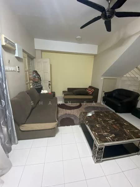 2-storey Terraced House for Sale in TAMAN PUCHONG UTAMA (Puchong) - Shawn Paw - Living Room - PropertyGuru.com.my